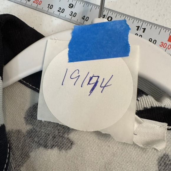 Women Western Cowprint Jacket Size S Fringe Rodeo Statement Cropped Bold Cowgirl - Picture 8 of 8